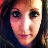 profile de femme sexy proche (5)
